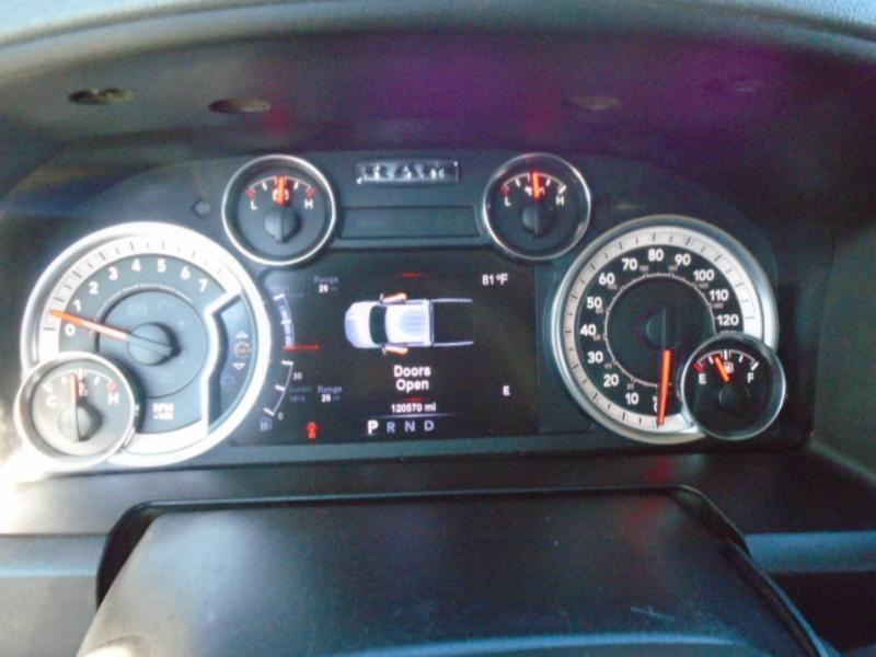 RAM 1500 SLT Quad Cab 4WD 2013