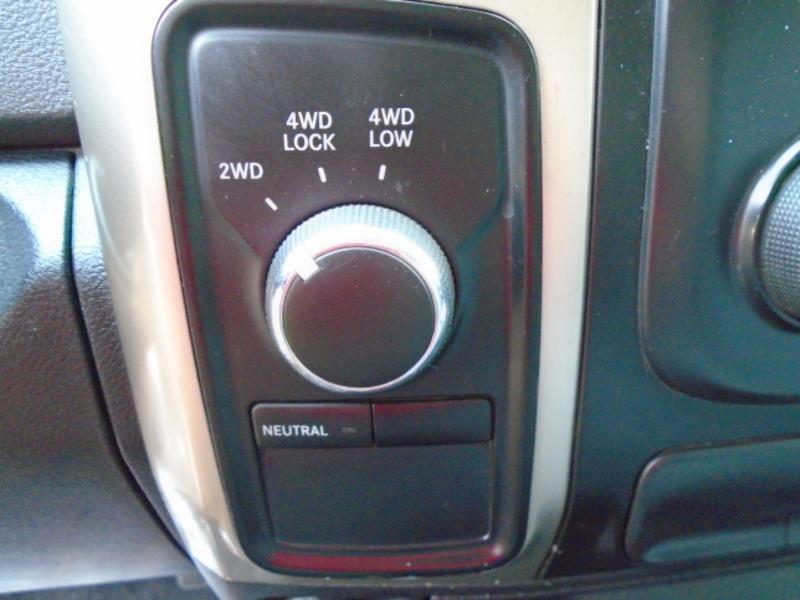 RAM 1500 SLT Quad Cab 4WD 2013