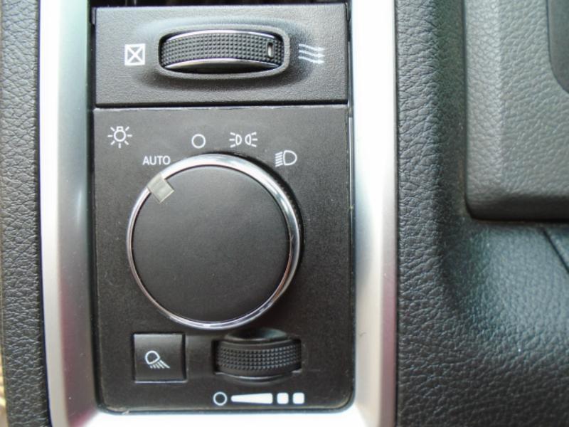 RAM 1500 SLT Quad Cab 4WD 2013