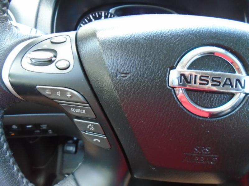 Nissan Pathfinder Platinum 4WD 2016