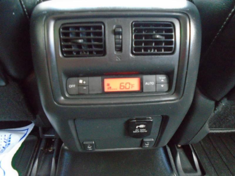 Nissan Pathfinder Platinum 4WD 2016