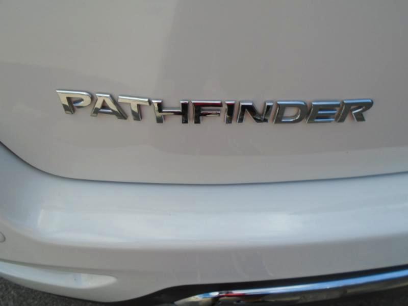 Nissan Pathfinder Platinum 4WD 2016