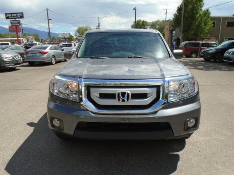 Honda Pilot Touring 4WD 5-Spd AT with DVD 2011