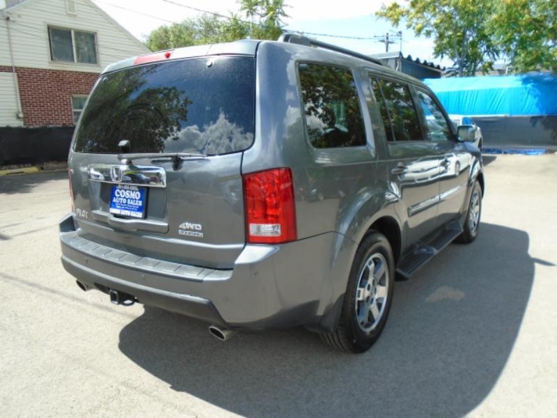 Honda Pilot Touring 4WD 5-Spd AT with DVD 2011