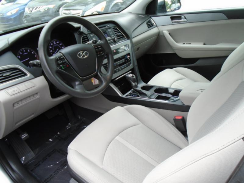 Hyundai Sonata SE 2017