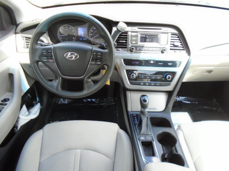Hyundai Sonata SE 2017