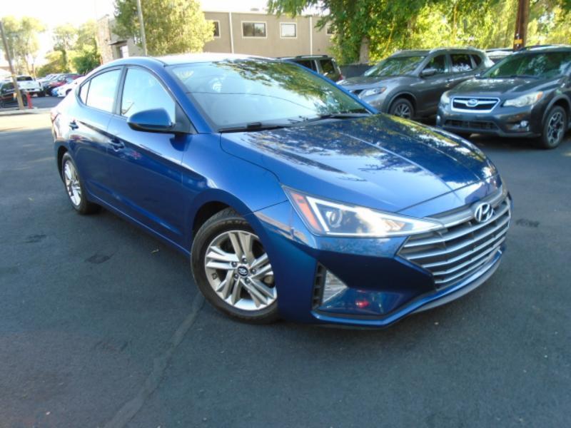 Hyundai Elantra Limited 2019