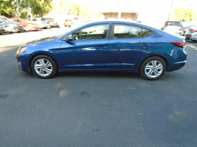 Hyundai Elantra Limited 2019
