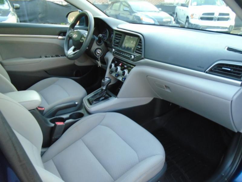 Hyundai Elantra Limited 2019