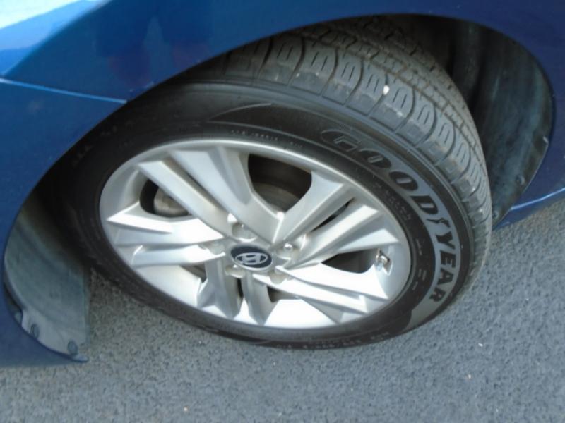Hyundai Elantra Limited 2019