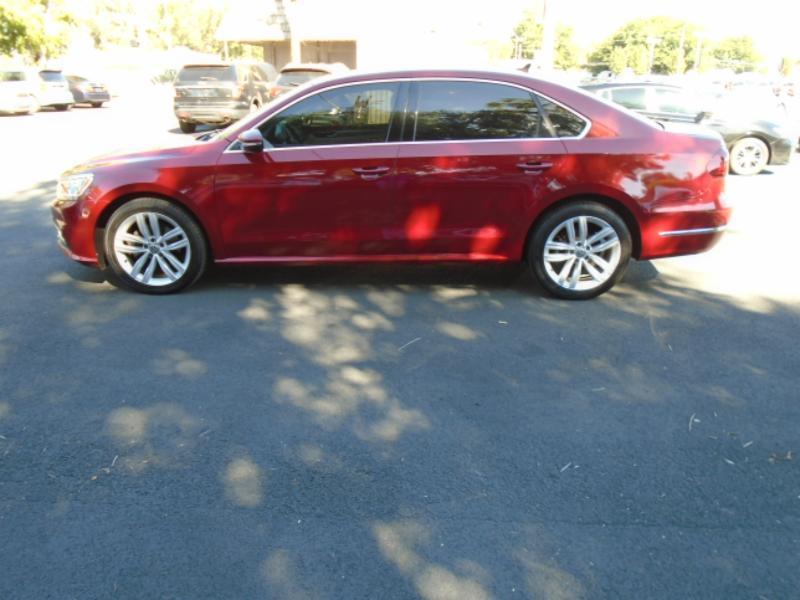 Volkswagen Passat SE 2018