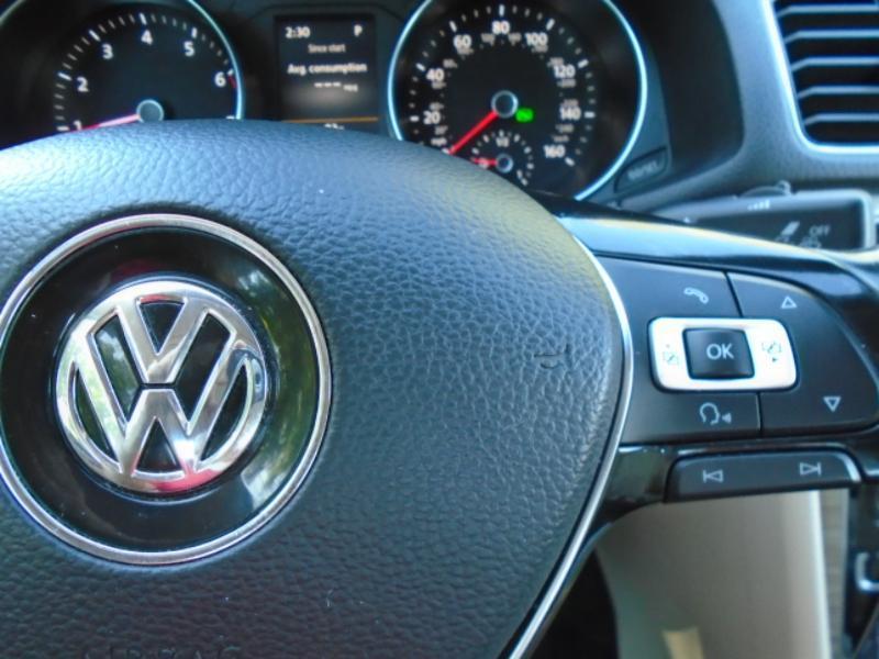 Volkswagen Passat SE 2018