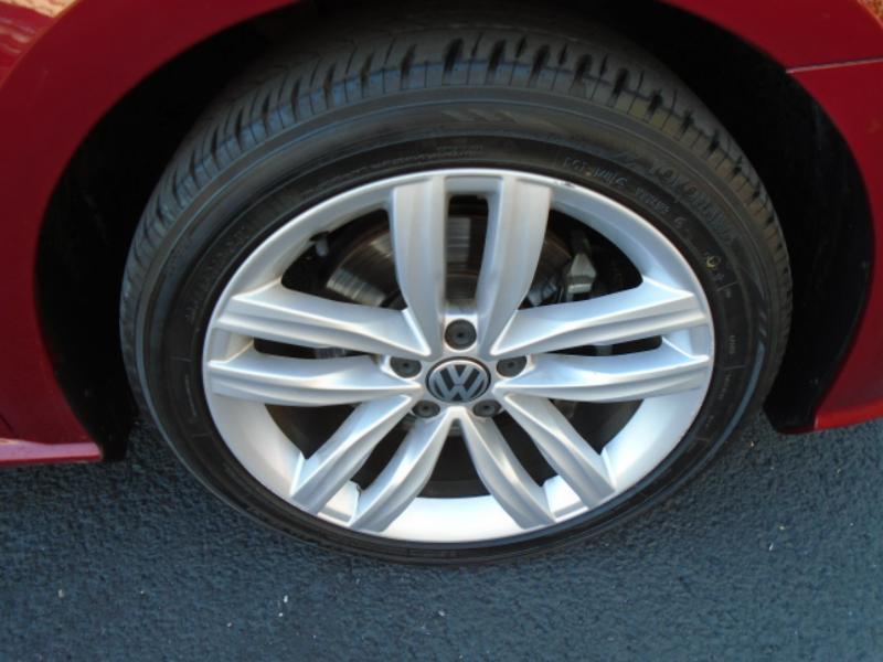 Volkswagen Passat SE 2018