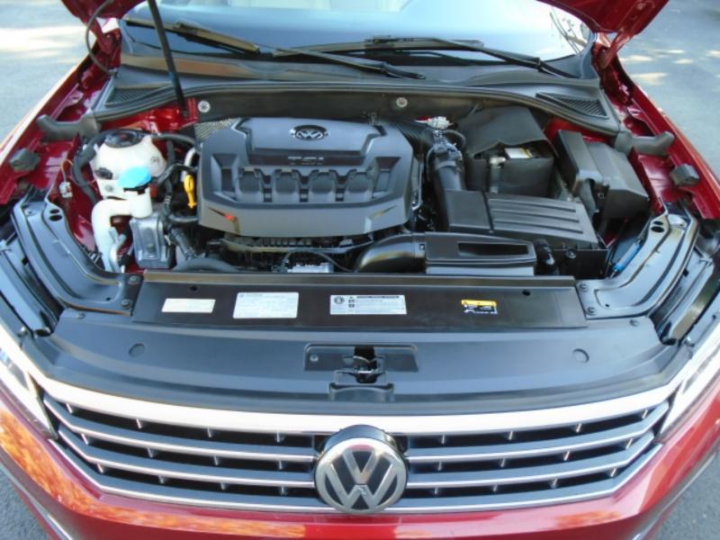 Volkswagen Passat SE 2018