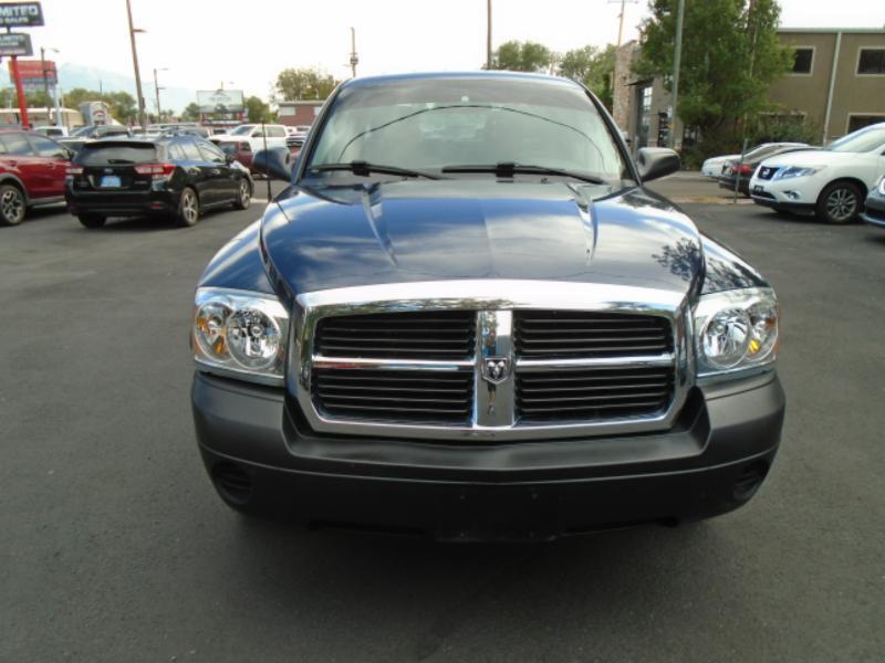 Dodge Dakota ST Quad Cab 4WD 2005