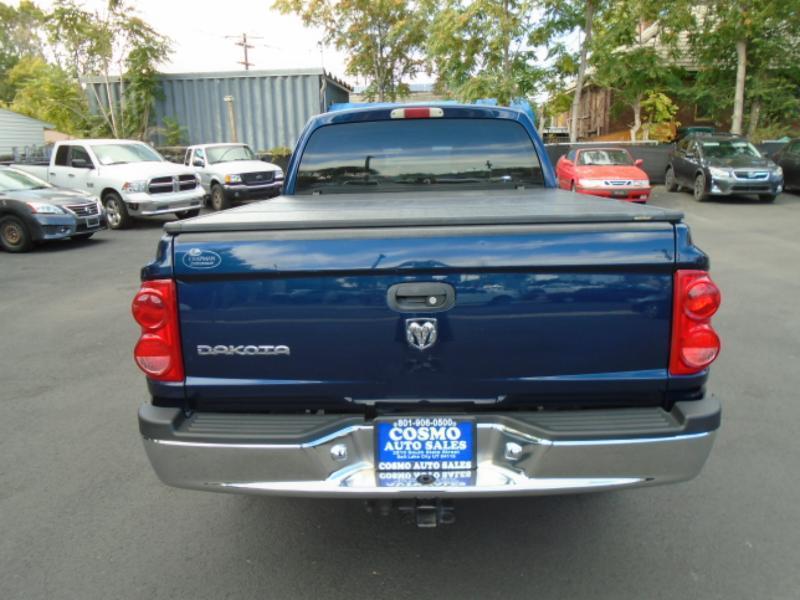 Dodge Dakota ST Quad Cab 4WD 2005