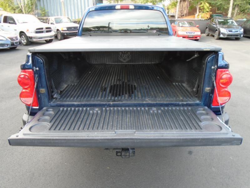 Dodge Dakota ST Quad Cab 4WD 2005