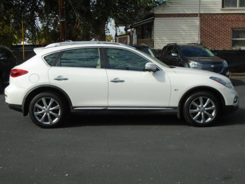 Infiniti QX50 Base AWD 2016