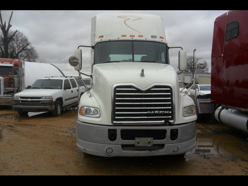Buy Here Pay Here 2009 Mack CXU613 for Sale in Indianola MS 38751