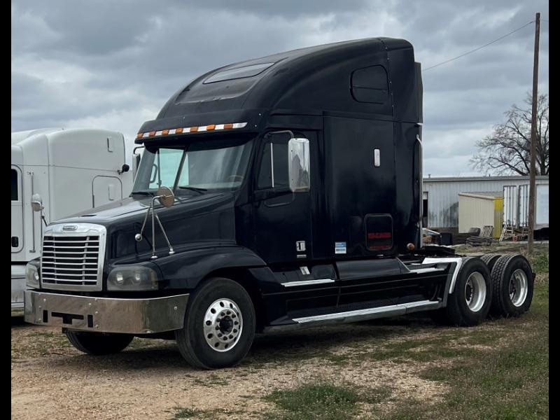 Freightliner ST120  2005