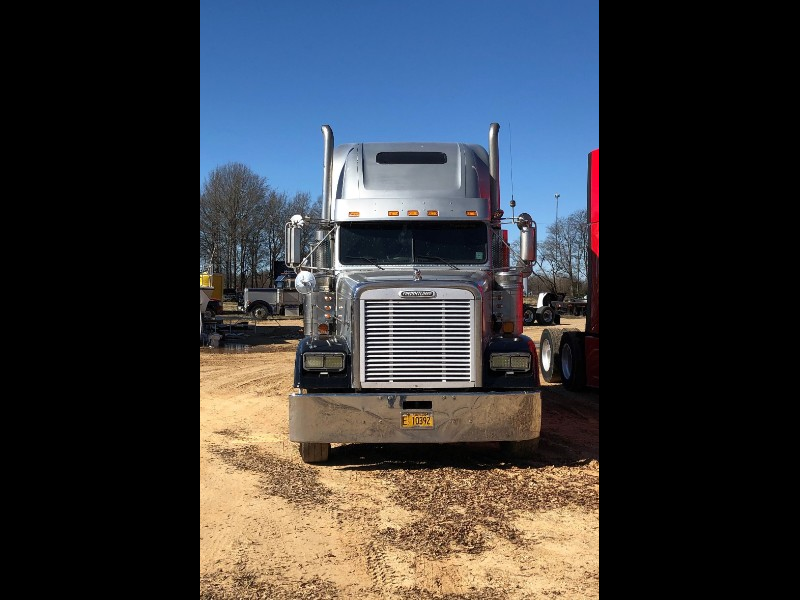 Buy Here Pay Here 2000 Freightliner FLD132 XL Classic for Sale in