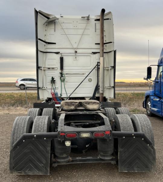 Volvo VNL  2014