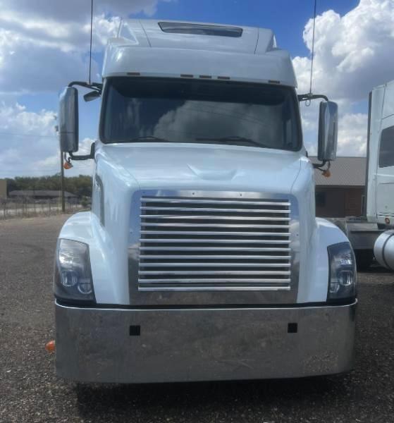 Volvo VNL  2007