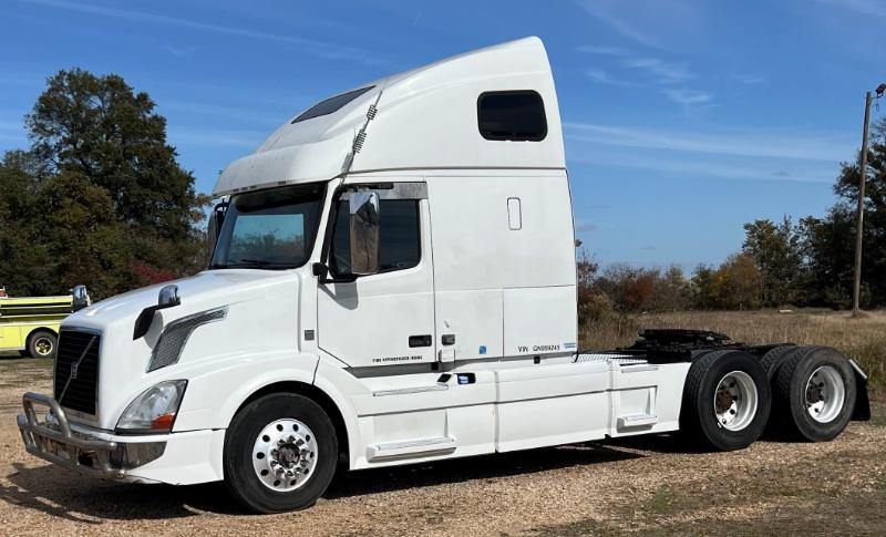 2016 Volvo VNL 