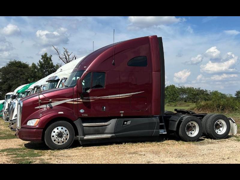 Kenworth T700  2012