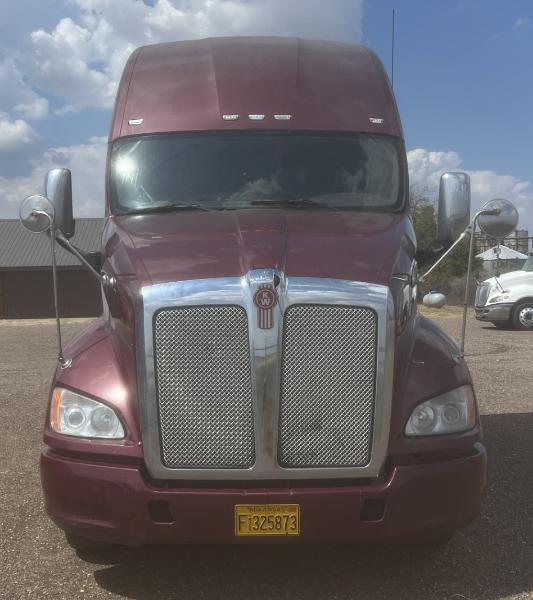 Kenworth T700  2012