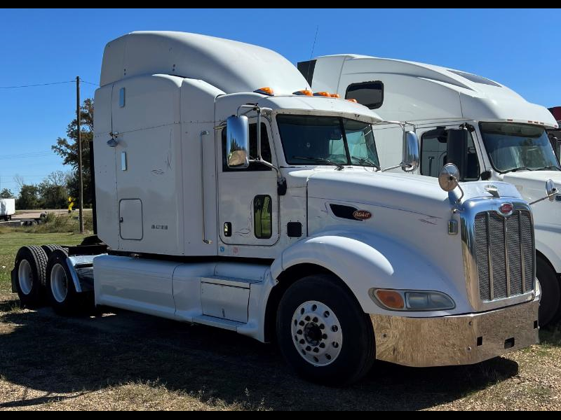 Peterbilt 386  2010