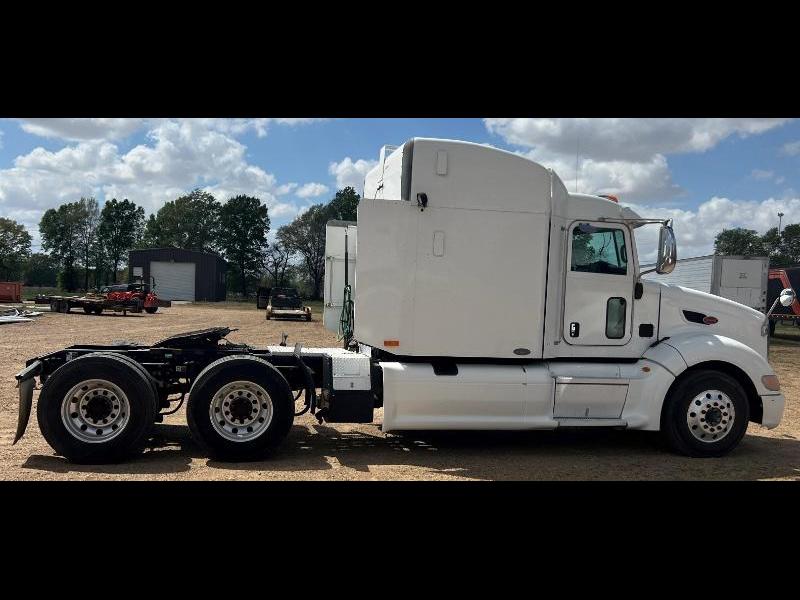 Peterbilt 386  2011