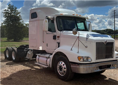 2005 International 9200i  2005 International 9200i