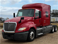 2018 International LT625 
