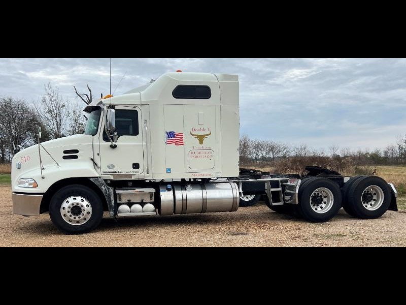 2017 Mack CXU613 