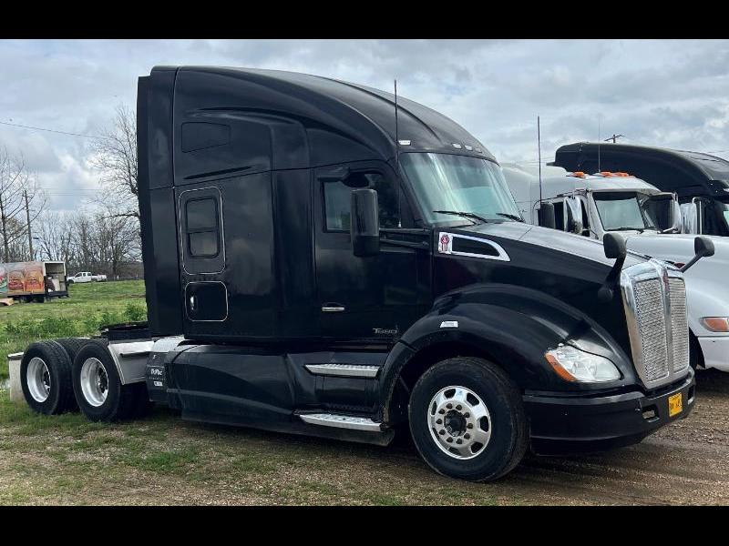 Kenworth 310  2014