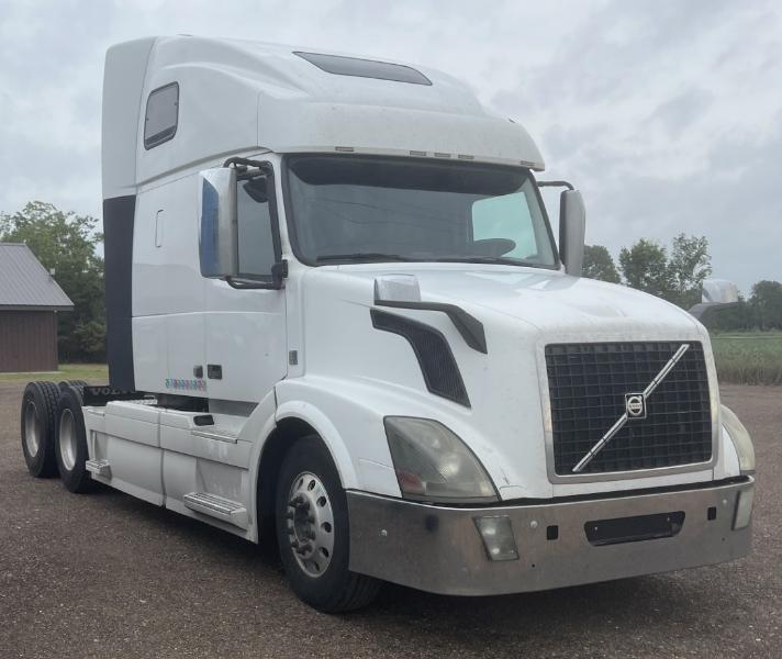 Volvo VNL  2015