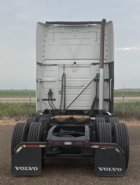Volvo VNL  2015