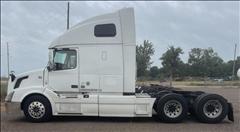2015 Volvo VNL 