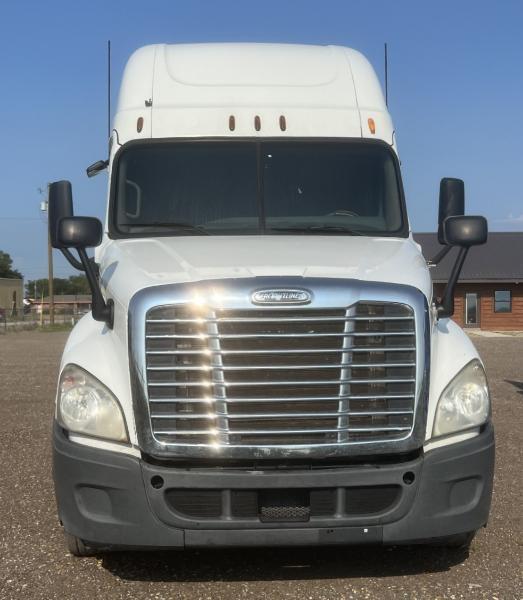 Freightliner Cascadia 125  2013