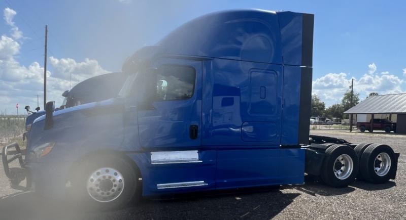 Freightliner Cascadia 125  2020