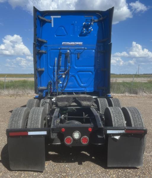 Freightliner Cascadia 125  2020