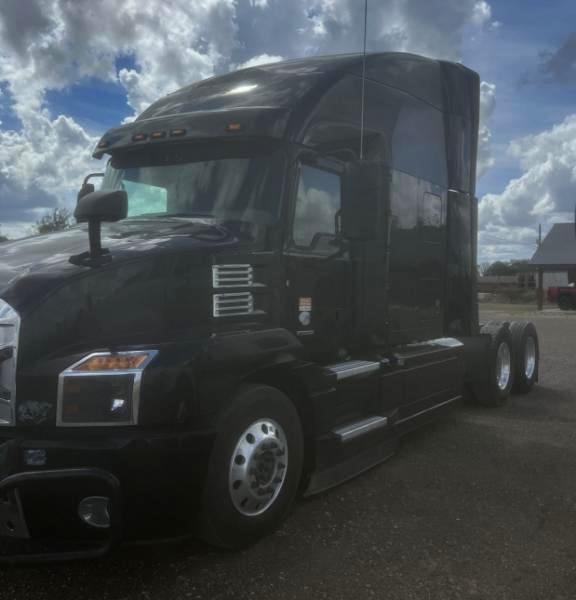 Mack Anthem  2019