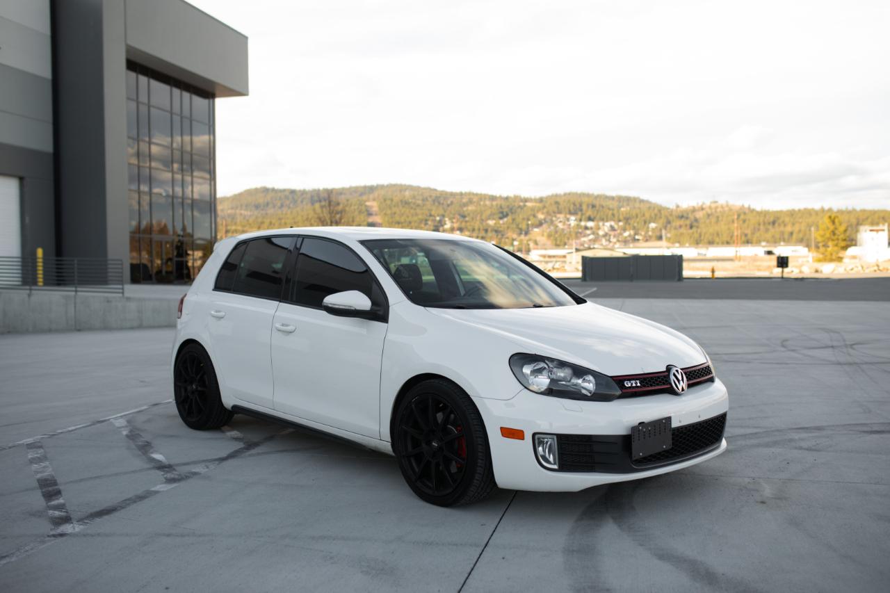 Volkswagen GTI 4-door 2012