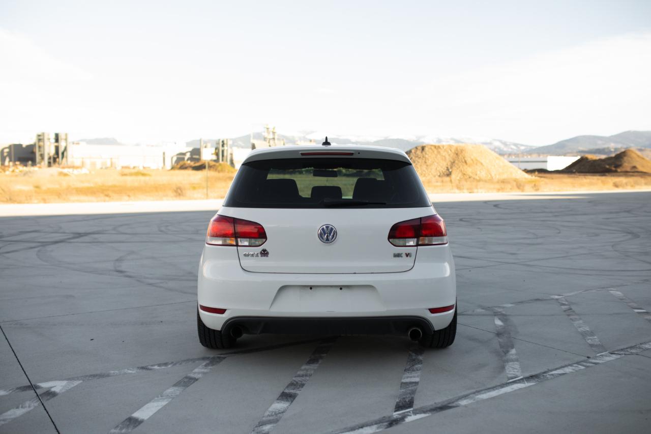 Volkswagen GTI 4-door 2012