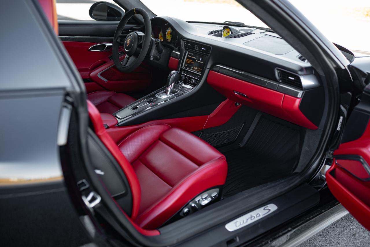 Porsche 911 Turbo S Coupe 2014