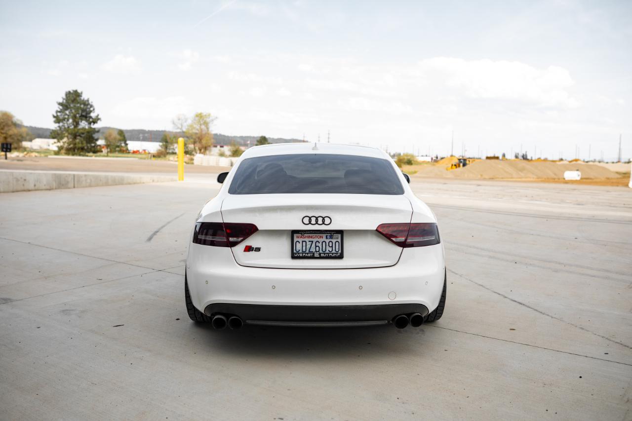 Audi S5 4.2 Coupe quattro Manual 2011