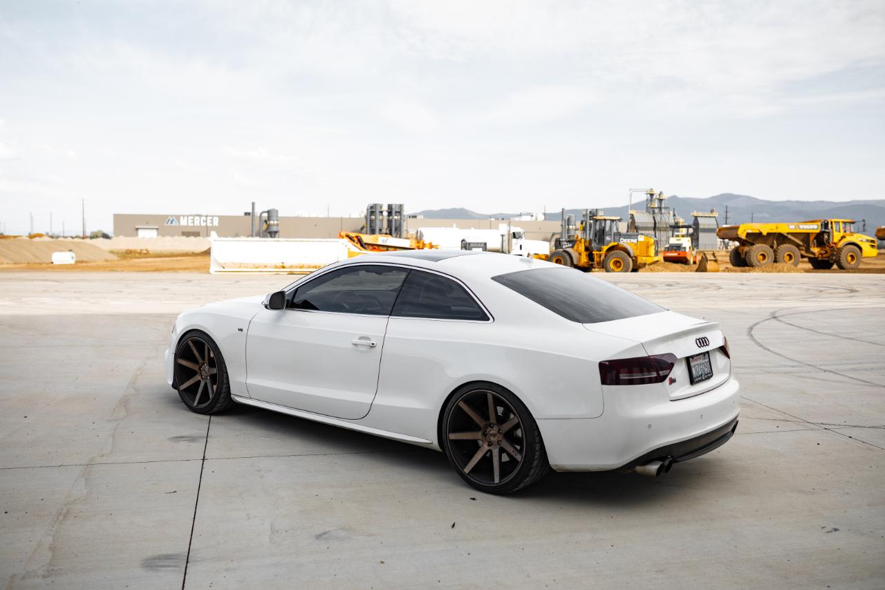 Audi S5 4.2 Coupe quattro Manual 2011