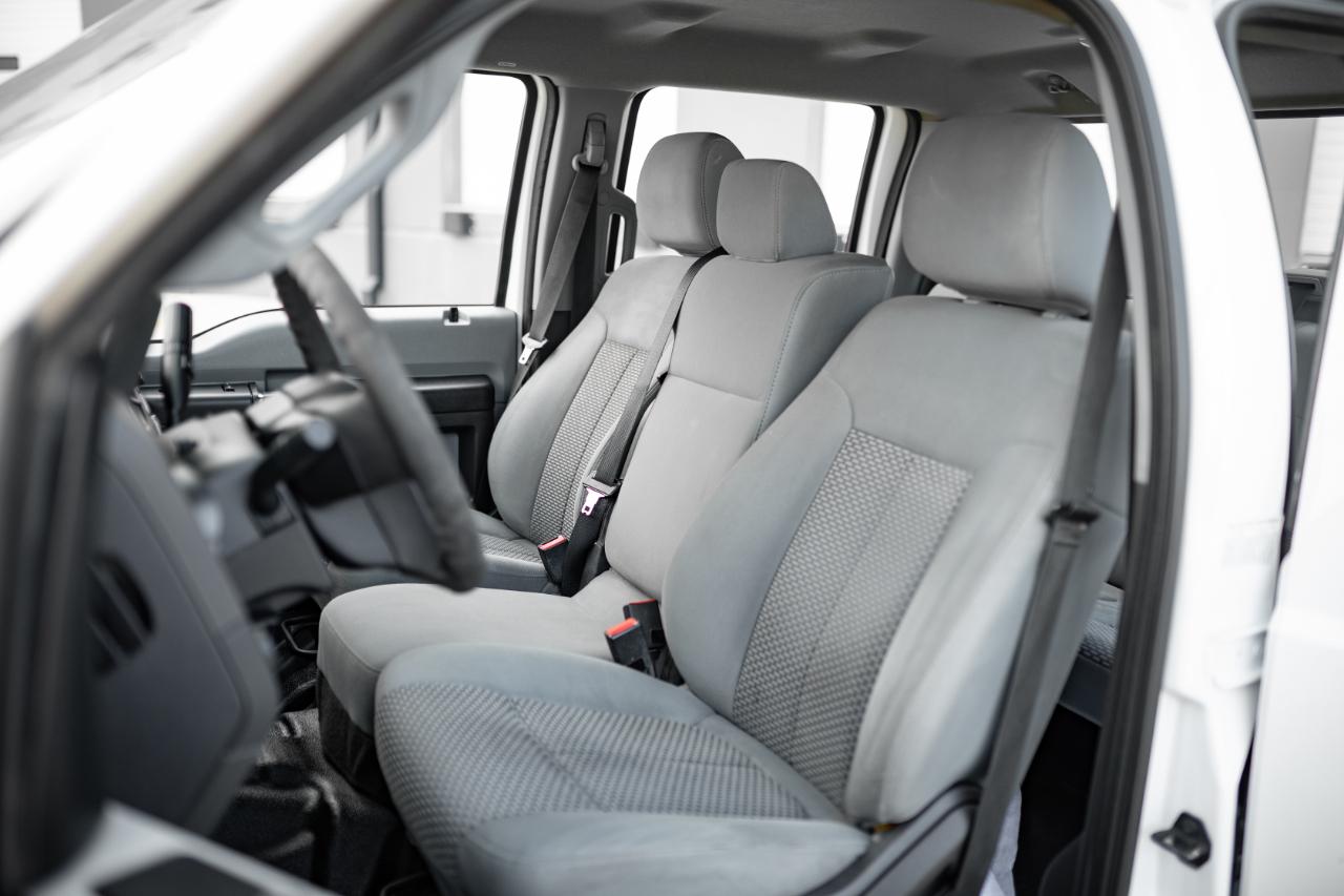 Ford F-450 SD XLT Crew Cab DRW 4WD 2013