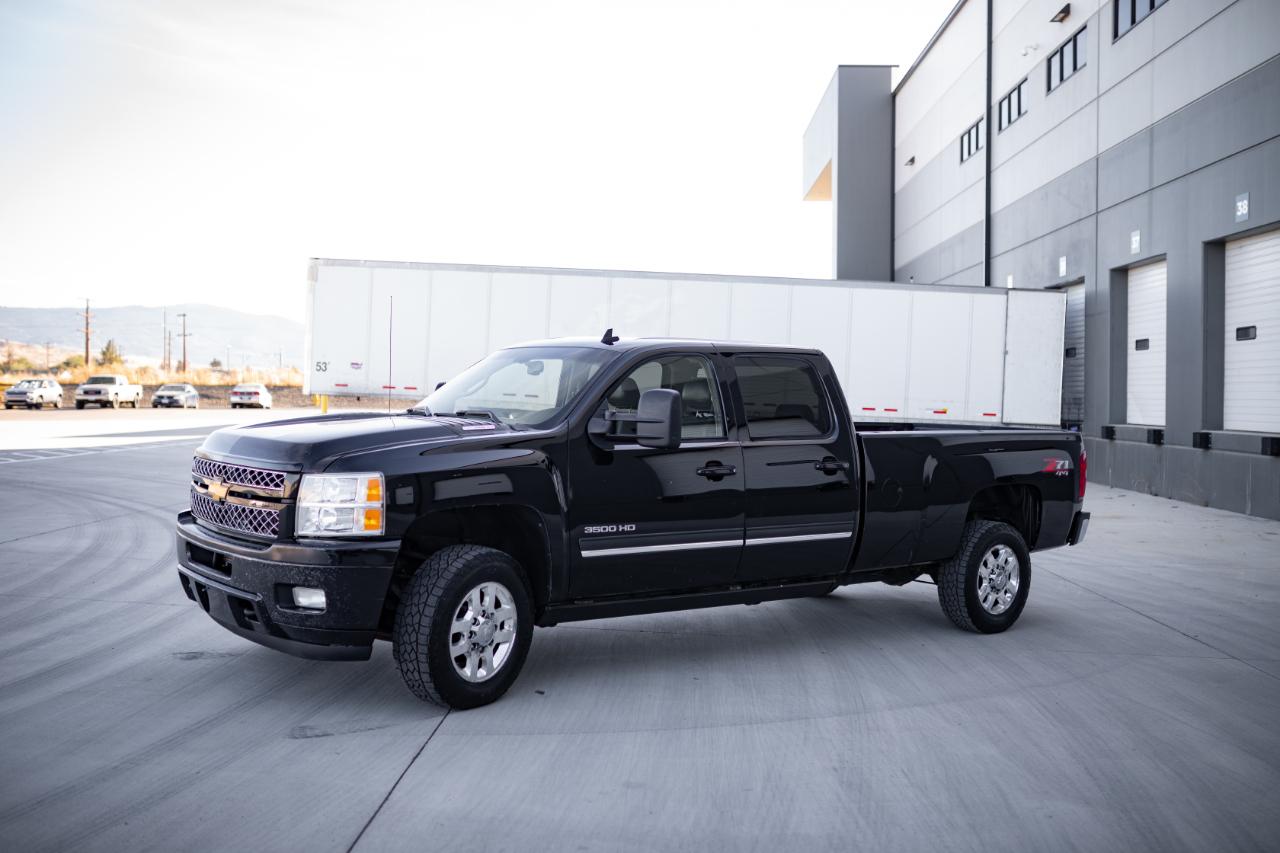 Chevrolet Silverado 3500HD LTZ Crew Cab 4WD 2013